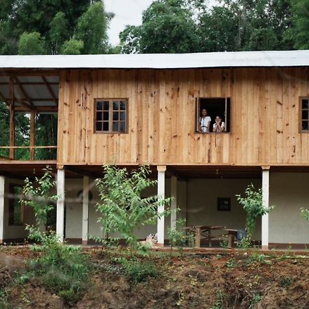 Por Joi ,Por Dee House Hostel เชียงใหม่ ภายนอก รูปภาพ